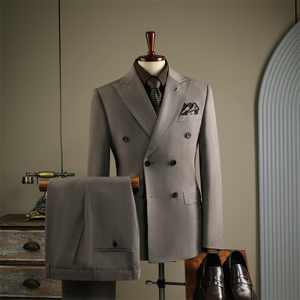 Costume d'affaires rayé de qualité supérieure pour <span class=keywords><strong>homme</strong></span>, <span class=keywords><strong>blazer</strong></span> imprimé croisé pour hommes, idéal pour les garçons d'honneur, ensembles pour hommes grandes tailles - Product Image 4