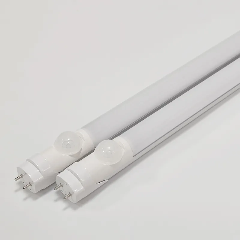 Luminaire à tube LED à induction à capteur de mouvement humain intelligent T8 à lumen élevé personnalisé Lampe à capteur en aluminium T8