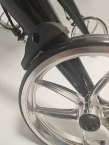 シート付き超軽量カーボンファイバーローラーウォーカー、高齢者向けの高さ調節可能な折りたたみ式ローリングウォーカー - Product Image 6