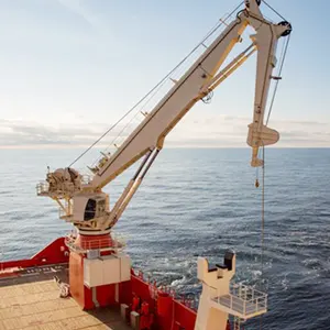 5t 10ton derek lengan lipat laut teleskopik derek barang digunakan untuk kapal derek buku jari laut untuk dijual