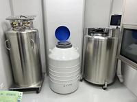 Cylindre Dewar de stockage cryogénique d'hélium liquide en acier inoxydable de 110 L, haute performance, personnalisé, de qualité supérieure