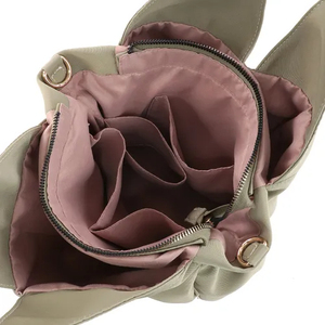 Bolso bandolera de nylon personalizado, ligero, de gran capacidad, impermeable, para mujer. - Product Image 2