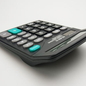 Kk-838 เครื่องคิดเลขพลังงานแสงอาทิตย์ 12 หลัก พร้อมฟังก์ชั่นเสียง สีดำ วัสดุ ABS สำหรับใช้ในสำนักงาน - Product Image 4