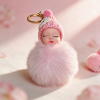 Porte-clés pendentif pour sac en forme de poupée bébé endormie avec pompon moelleux en fourrure douce, pour femmes et filles, cadeau