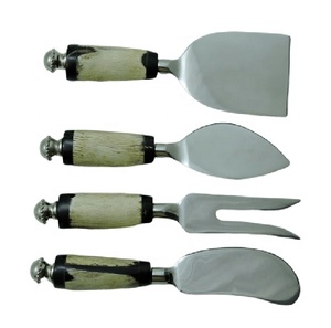 Couverts à poignée en bois d'acacia, coffret cadeau, 3 pièces, service à fromage en acier, espace de luxe pour noël, saint-valentin, fête d'affaires, Halloween, voyage - Product Image 3