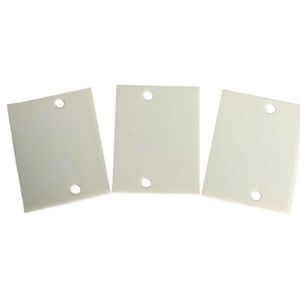 แผ่นเซรามิกขัดเงาคุณภาพสูง 96% <span class=keywords><strong>Al2O3</strong></span> วัสดุรองพื้น ฉนวนไฟฟ้าดีเยี่ยมสำหรับอุปกรณ์โมดูลพลังงาน IGBT แรงดันสูง - Product Image 1