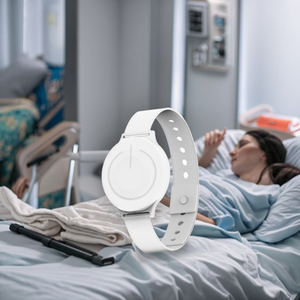 W8 không dây IP67 không thấm nước cho <span class=keywords><strong>bluetooth</strong></span> 5.0 dây đeo cổ tay SOS nút ibeacon vị trí tag người theo dõi cho thông tin liên lạc - Product Image 3