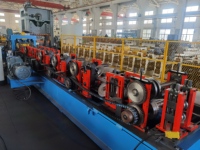 Nouvelle machine de profilage de poutrelles C/Z Geocharm avec PLC et composants de base à roulements, bobine d'acier bleu, 30 kW, 220V