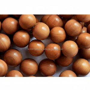 Cuentas de Mala de sándalo tallado, cuentas de Rosario de madera a granel, fragancia amaderada dulce ecológica para la fabricación de joyas - Product Image 1
