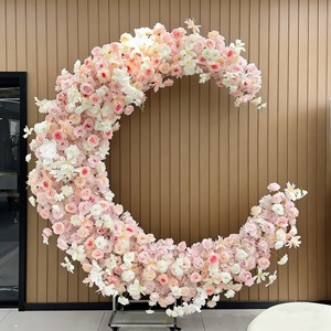 Arco floral semicircular de media luna para decoración de bodas y despedidas de soltera - Product Image 1