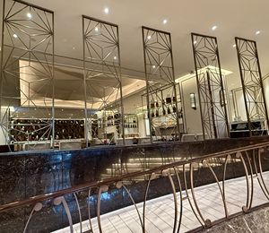 Cloisons en acier inoxydable du Vietnam pour la séparation de l'espace intérieur, antirouille et élégantes pour la maison, le bureau ou l'utilisation commerciale - Product Image 1