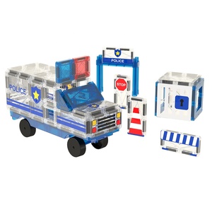 Ensemble de construction magnétique 33 pièces : Voiture de police avec station de police et prison, imprimé UV, <span class=keywords><strong>jouet</strong></span> éducatif STEM pour enfants, vente en gros, OEM personnalisé - Product Image 1