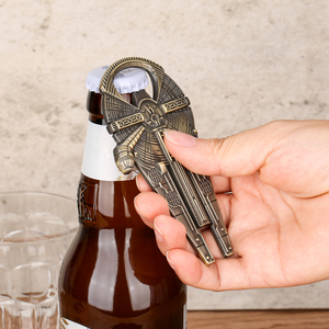 Party Club strumento in metallo portatile nave spaziale forma apribottiglie birra per gli uomini papà marito <span class=keywords><strong>figlio</strong></span> lui bronzo regali di birra - Product Image 2