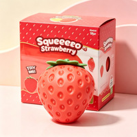 Grand jouet à presser en forme de fraise en TPR, à rebond rapide, jouet de décompression pour adultes, imitant une fraise