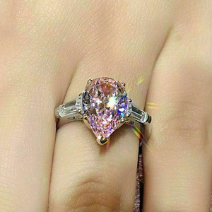 Anello a forma di goccia di lacrima rosa per donna, elegante gioiello da dito alla moda per feste - Product Image 2