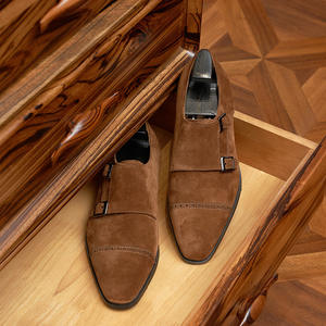 รองเท้าหนังแท้สำหรับผู้ชาย มีเชือกผูก หัวรองเท้าทรงเหลี่ยม น้ำหนักเบา กันลื่น สวมใส่สบาย ระบายอากาศได้ดี พื้นรองเท้าทำจากยางคอมโพสิต - Product Image 1