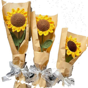 Ramo de Girasoles de Flores Artificiales de Ganchillo Hechas a Mano, Decoración Floral, Regalo - Product Image 5