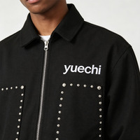 Maßgefertigte Nieten-Bestickte Acid-Wash Schwergewichts-Denim Reißverschluss-Oversize Streetwear Gothic Nieten Punk Herren Trucker-Jacke