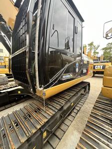 Excavatrice Caterpillar d'occasion CAT 320D2L à prix avantageux, équipement de construction d'occasion, jaune, 20 tonnes, moteur, faible nombre d'heures de fonctionnement - Product Image 3