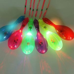 Maracas Luminosas con Luz LED Intermitente de 18 cm, Barritas Luminosas con Batería, Juguetes para Fiestas, Admite Logotipo Personalizado - Product Image 4