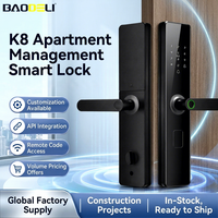 Serrure de porte intelligente en aluminium et bois avec déverrouillage par empreinte digitale, mot de passe et carte, stockage sur carte mémoire, contrôle via l'application TTlock