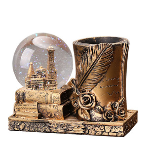 Portalápices de cristal, adorno de escritorio de resina, regalo de cumpleaños iluminado para compañeros de clase - Product Image 5