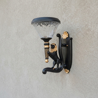 Applique murale solaire de jardin imperméable et moderne de luxe pour l'extérieur avec porte d'entrée d'animaux Lumières solaires d'extérieur modernes