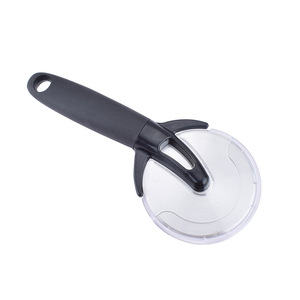 Pizza Roller Cutter 21.5 Cm Black Handle With Protective Cover For Pizza And Cookie Slicing - Product Image 1