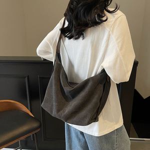 Adjustable <b>Shoulder</b> <b>Sling</b> Crossbody Bags Custom Zipper Handbags Large Capacity Tote Bag for Lady - Product Image 5