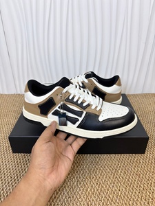 Luxurious designer brand platform shoes with high quality for casual running. Women's and men's flat walking shoes. - Product Image 4
