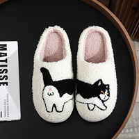Personnalisé mignon hiver chaud peluche floue maison teckel chien chat animal pantoufles en peluche pour les femmes