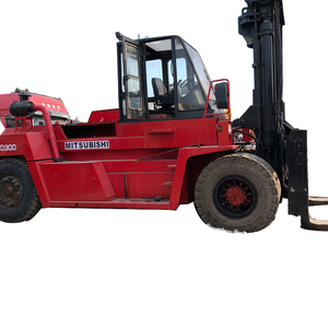 Chariot élévateur diesel Kalmar 25 tonnes 4x4 tout-terrain d'occasion avec déplaceur latéral hydraulique, mât à trois sections, pneus pneumatiques - Product Image 3