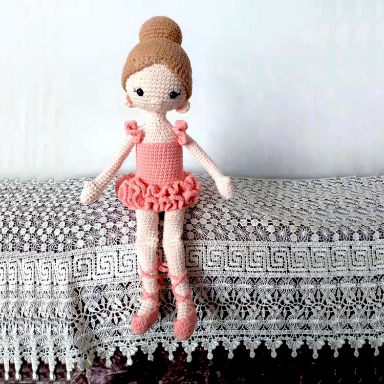 Muñeca Bailarina Tejida A Crochet Ballerina Amigurumi Lindo Y