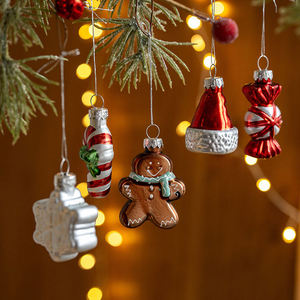 Adornos Navideños de Lujo de Nuevo Diseño, Adornos Colgantes de Vidrio Soplado Personalizados, Decoraciones Navideñas de Alta Calidad con Acabado Flocado - Product Image 4