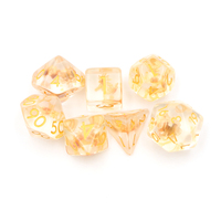 Modern terbaru 16Mm tepi lembut transparan bunga kuning grosir batu permata warna polihedral kustom Resin alami Dic