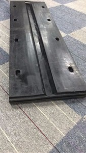 การควบคุมคุณภาพอย่างเข้มงวด  ข้อต่อพื้นยางสะพาน  ฝาครอบข้อต่อขยายสะพาน  ยางกันน้ำสำหรับข้อต่อขยายทางด่วน  ข้อต่อขยายถนน - Product Image 3