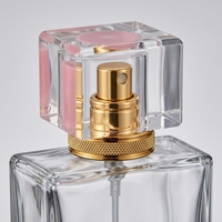 Flacon pulvérisateur de parfum carré en verre transparent de 50 ml, sérigraphie, marquage à chaud, conteneur de parfum rechargeable pour emballage cosmétique