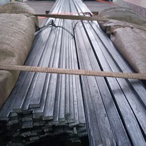 Fornitura Diretta di Barre in Acciaio al Carbonio, Barre Piatte Trafilate a Freddo per Costruzioni, Servizio di Taglio Personalizzato Q235/Q355/45 # /40Cr/42CrMo - Product Image 1