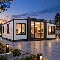 Maison préfabriquée moderne en conteneur, 3 chambres avec cuisine et salon, design modulaire pour logement familial, dortoir, camp