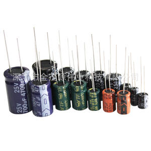 Produttore di componenti passivi 10*17MM Low ESR 10V 2200UF condensatore elettrolitico in alluminio AC 10 v2200uf - Product Image 5