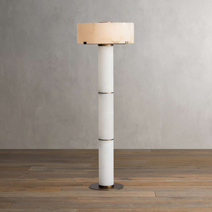 Lampadaire LED couleur or bronze avec interrupteur, idéal pour hôtels et maisons d'hôtes, zone d'éclairage de 5 à 10 mètres - Product Image 1