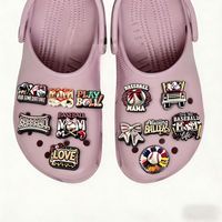 Breloques de chaussures en PVC personnalisées sur le thème des fêtes, décorations 2D pour chaussures de Noël et d'Halloween, accessoires DIY pour sabots et sandales, pour cadeaux promotionnels