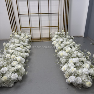 Runner Floreale Bianco Artificiale con Rose e Gypsophila per Tavolo, Decorazione per Matrimoni e Feste Nuziali - Product Image 4