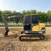 Mini-excavatrice d'occasion de 8 tonnes VOLVO 80, excavatrice sur chenilles pour travaux de construction, excavatrice hydraulique en bon état