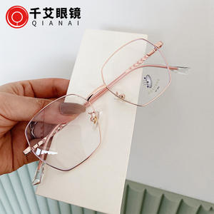 Monture de lunettes en métal irrégulière Qianai, anti-lumière bleue, protection UV, unisexe, verres en acétate Q3 90018 - Product Image 1