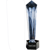 Trophées de prix en verre de cristal en forme de tour créative support de flamme pentagonal sur mesure sablé 265mm boîte-cadeau de trophée sans couture