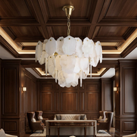 Luxuriöse Messing-Alabaster-Pendelleuchte mit Naturstein-Schirmen für Wohnzimmer Esszimmer Dekor Kronleuchter aus China