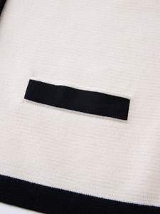 <span class=keywords><strong>Abrigo</strong></span> de cárdigan de lana fina <span class=keywords><strong>beige</strong></span> clásico para mujer Bio-Degradable con manejo de estampado de Desaparición - Product Image 4