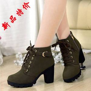 Hoher Absatz und dicker Absatz CASUAL BOOTS - Product Image 2