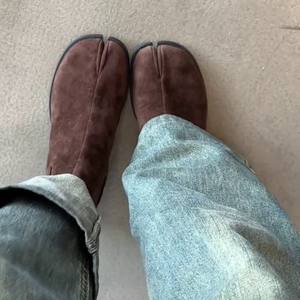 Botines de tobillo con punta dividida estilo coreano 2026 para mujer, cómodos, de alta calidad, que combinan con todo. - Product Image 3